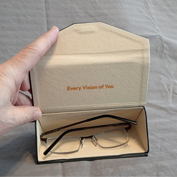 Black EyeBuyDirect Magnetic Folding Hard Shell Eye Glasses Storage Case - Picture 9 of 9